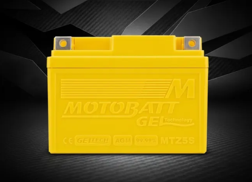 Motobatt refuerza su marca con la nueva carcasa en relieve para la categoría GEL